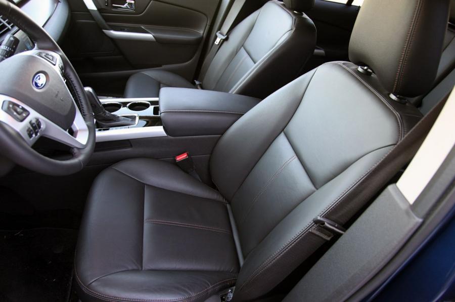 Ford Edge EcoBoost 2012 года  (фото 26 из 49)